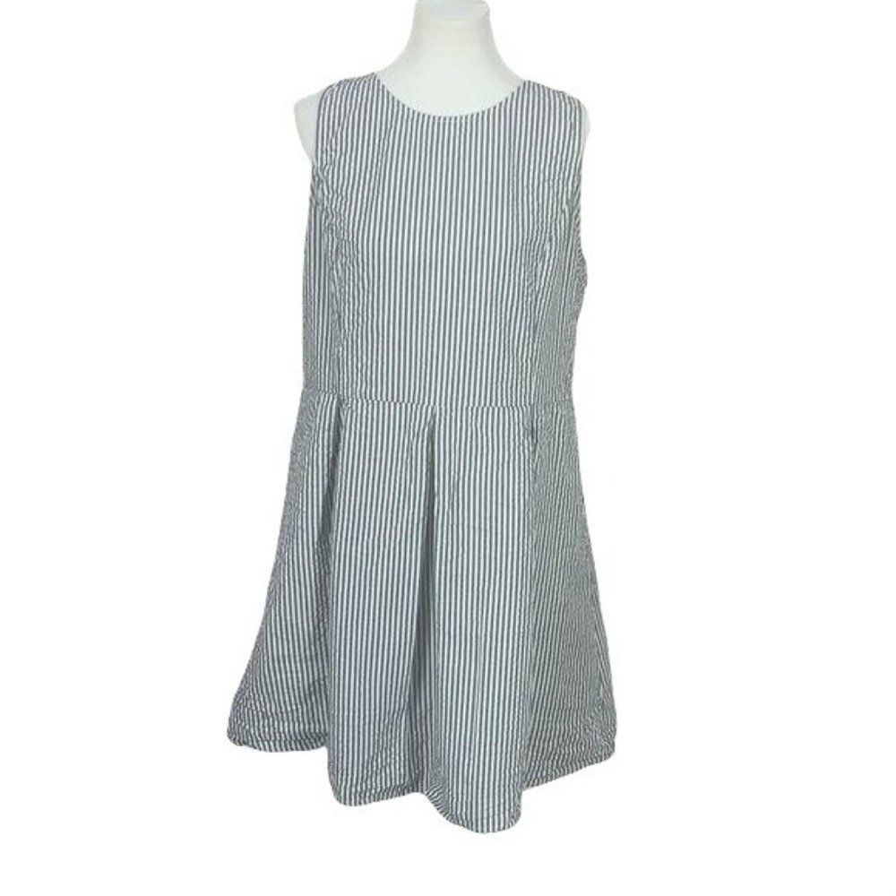 WB Boutique Blue and White Extra Large‎ XL sleeveless Striped Swing Dress